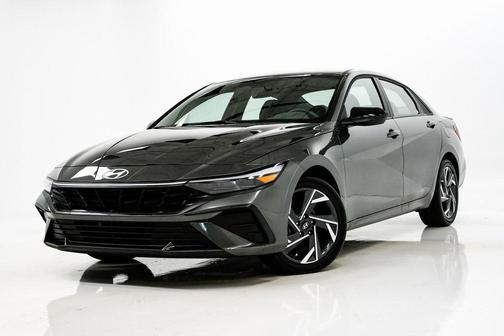 2025 Hyundai ELANTRA HEV SEL Sport
