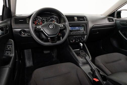 2015 Volkswagen Jetta 2.0L S
