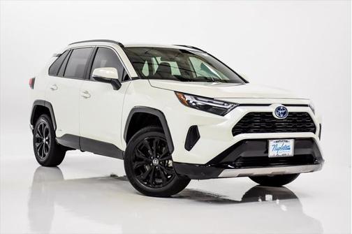 2022 Toyota RAV4 Hybrid SE