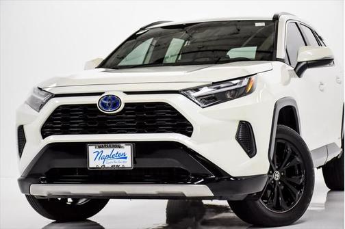 2022 Toyota RAV4 Hybrid SE