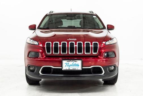Deep Cherry Red Crystal Pearlcoat 2017 Jeep Cherokee Limited