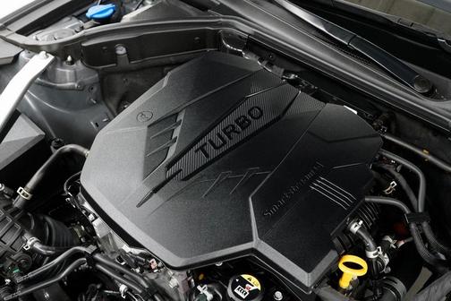 2024 Genesis G70 2.5T Sport Prestige