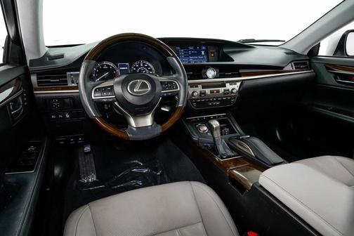 2016 Lexus ES 350 Base