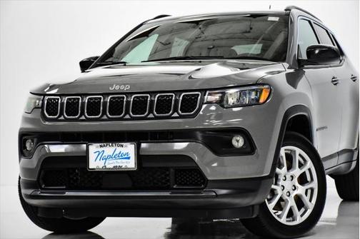 2023 Jeep Compass Latitude Lux