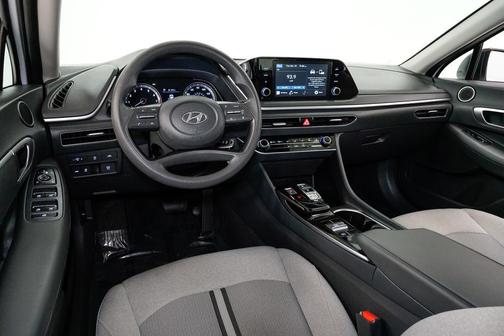2021 Hyundai SONATA SE