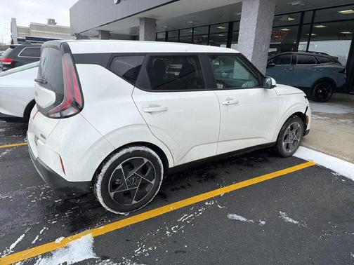 2023 Kia Soul EX