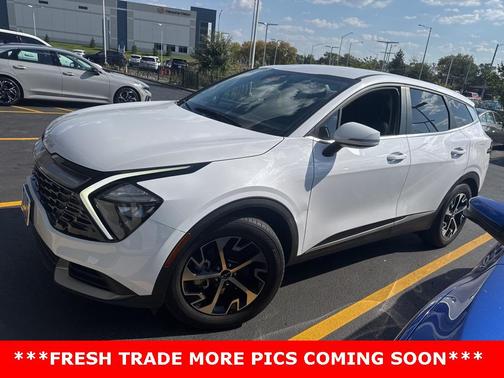 2023 Kia Sportage EX