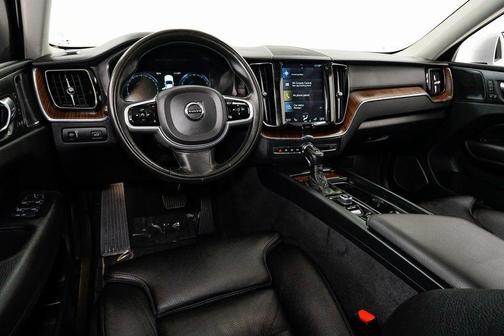 2020 Volvo XC60 T6 Inscription