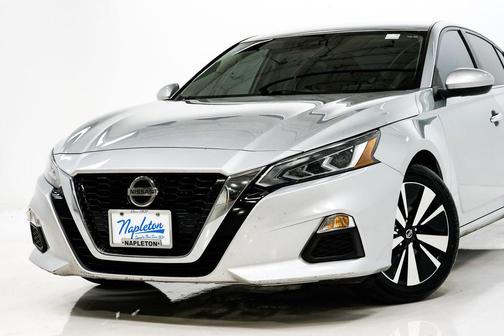 2022 Nissan Altima 2.5 SV