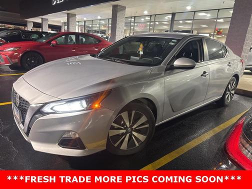 2022 Nissan Altima 2.5 SV