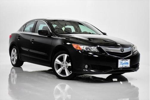 2014 Acura ILX 2.0L w/Premium Package