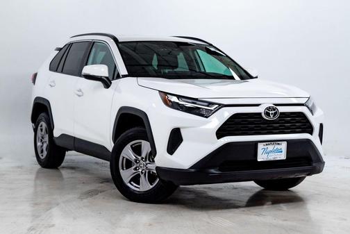 Ice Cap 2025 Toyota RAV4 XLE
