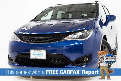 Ocean Blue Metallic 2018 Chrysler Pacifica Touring-L