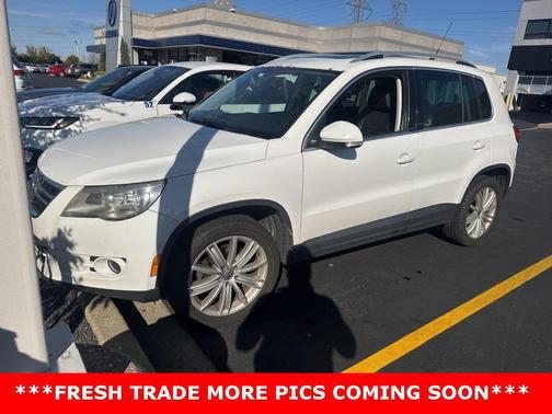 2011 Volkswagen Tiguan SEL