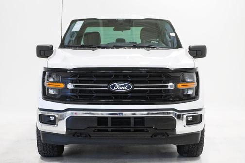 Oxford White 2025 Ford F-150 XLT