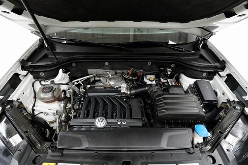 2018 Volkswagen Atlas 3.6L SE w/Technology