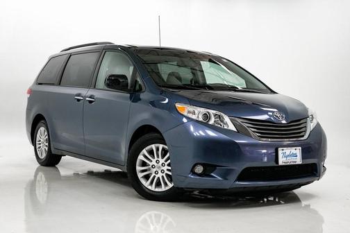 2014 Toyota Sienna XLE
