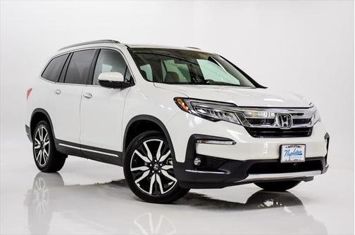 2022 Honda Pilot Touring 8-Passenger