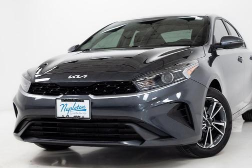 Gravity Gray 2023 Kia Forte LXS