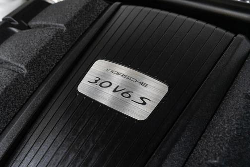 2020 Porsche Macan S