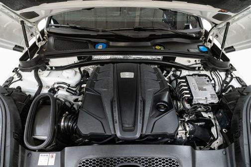 2020 Porsche Macan S