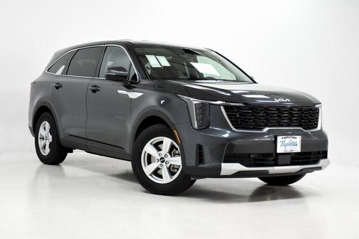 2024 Kia Sorento LX