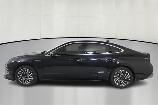 2024 Hyundai SONATA Hybrid Limited
