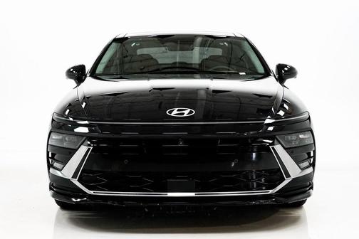 2024 Hyundai SONATA Hybrid Limited