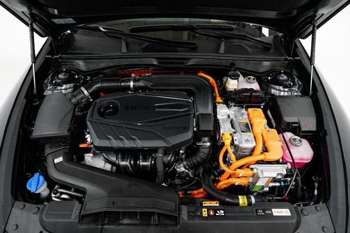 2024 Hyundai SONATA Hybrid Limited