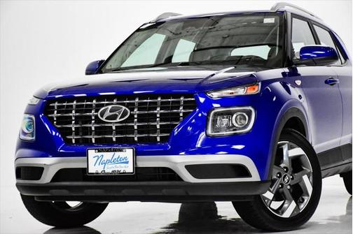 2024 Hyundai VENUE Limited
