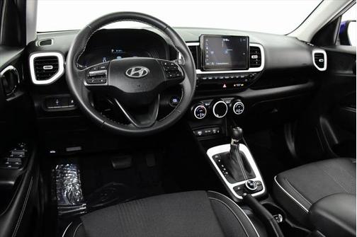 2024 Hyundai VENUE Limited