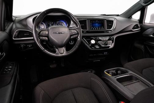 2020 Chrysler Pacifica Touring