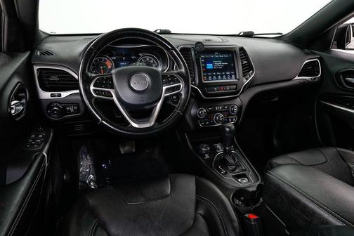 2021 Jeep Cherokee Latitude Lux