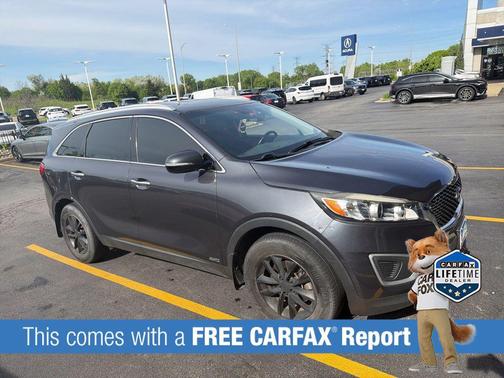 Platinum Graphite 2017 Kia Sorento LX