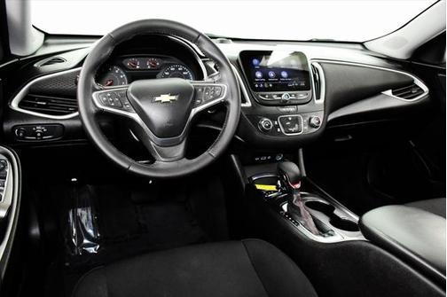 2022 Chevrolet Malibu RS