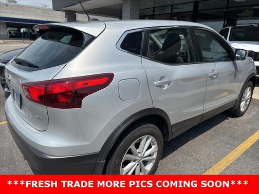 2017 Nissan Rogue Sport S