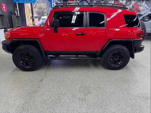 2012 Toyota FJ Cruiser Base