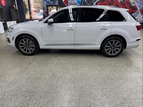 2017 Audi Q7 3.0T Premium