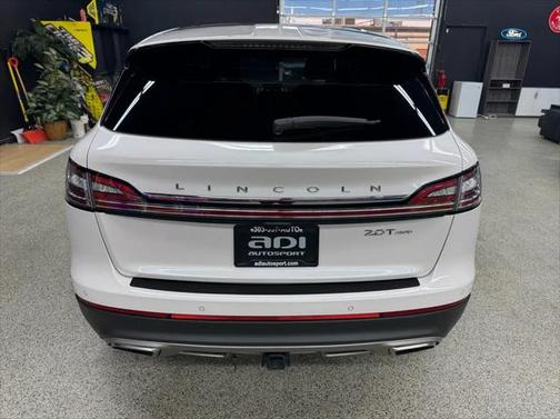 2019 Lincoln Nautilus Reserve