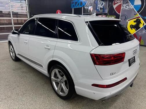 2019 Audi Q7 55 Prestige