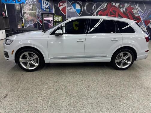 2019 Audi Q7 55 Prestige