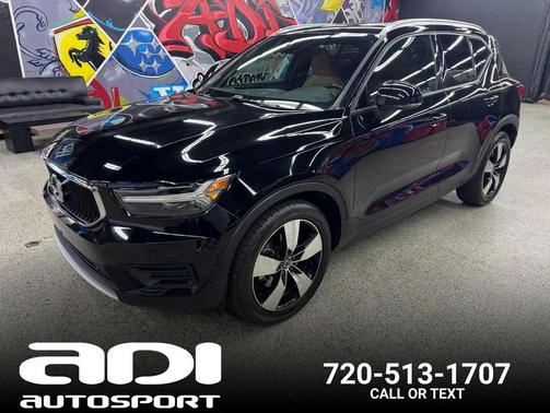 2019 Volvo XC40 T5 Momentum