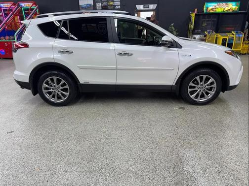 2018 Toyota RAV4 Hybrid Limited
