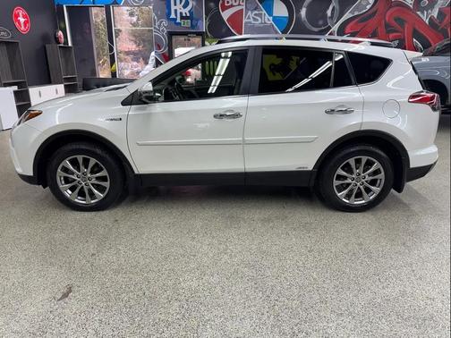 2018 Toyota RAV4 Hybrid Limited