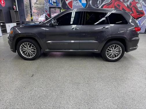 2017 Jeep Grand Cherokee Summit