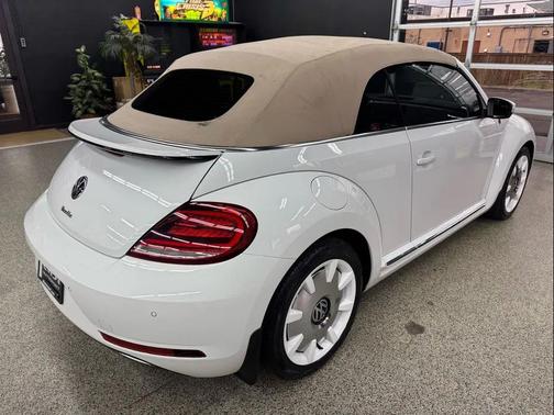2019 Volkswagen Beetle 2.0T S