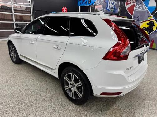 2015 Volvo XC60 T6 Premier Plus