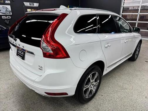 2015 Volvo XC60 T6 Premier Plus