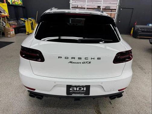 2017 Porsche Macan GTS
