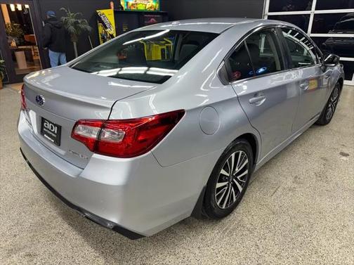 2019 Subaru Legacy Base